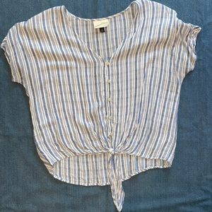 Universal thread striped tied crop